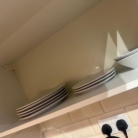 Ferienwohnung Large Modern Studio Flat London Exterior foto