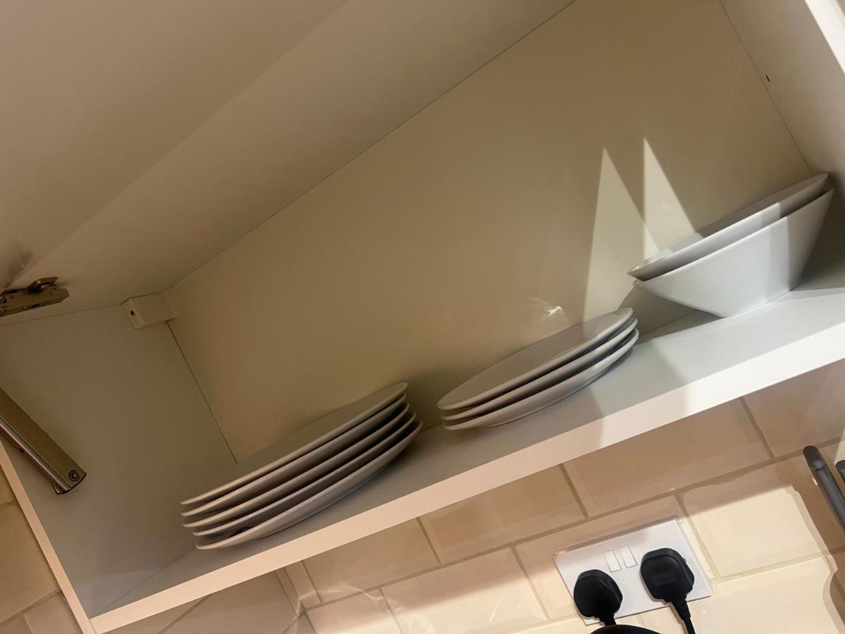 Ferienwohnung Large Modern Studio Flat London Exterior foto